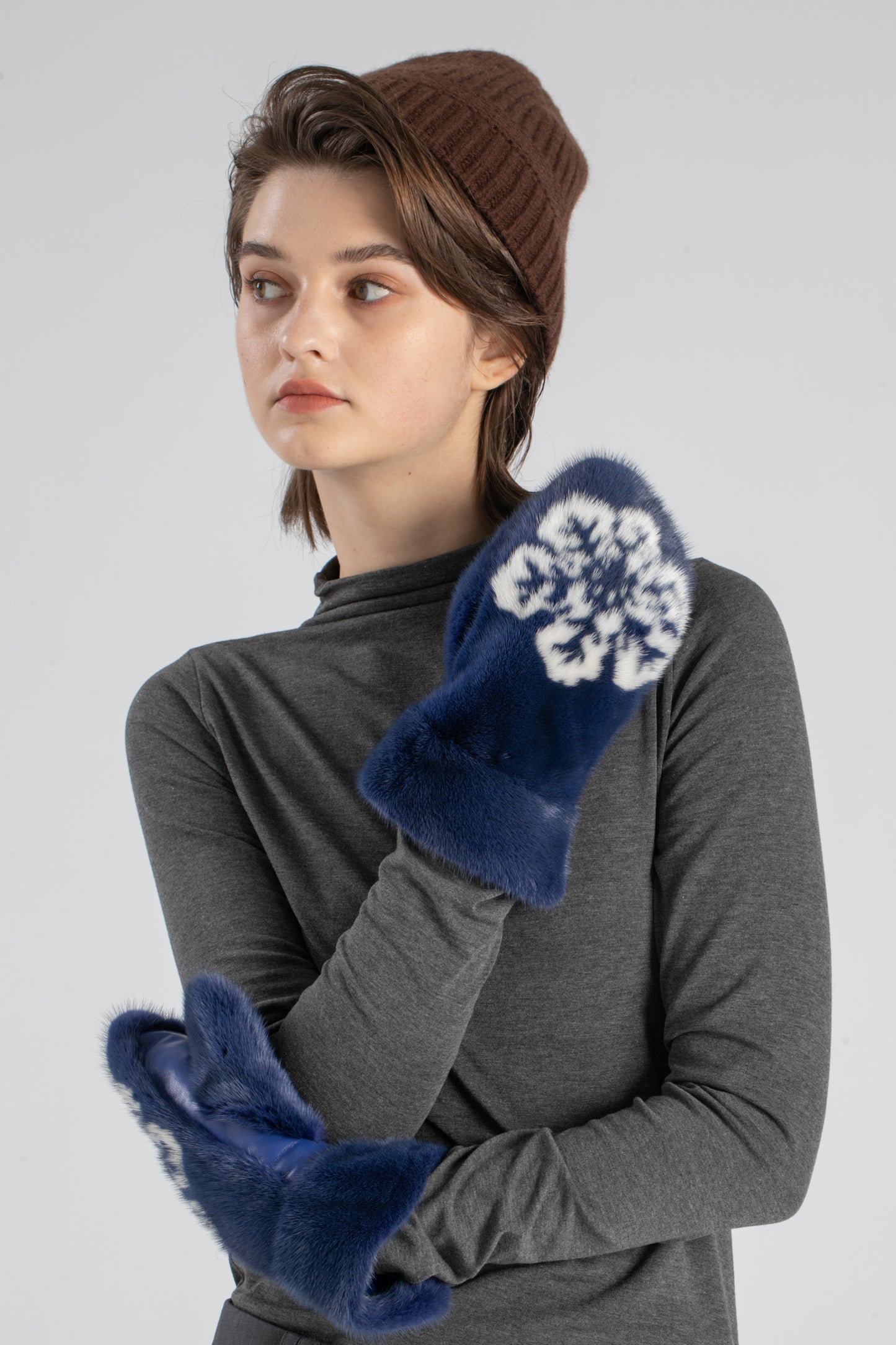 【Markcorp】 Autumn and Winter gloves printed warm fur gloves Mink sheepskin leisure gloves