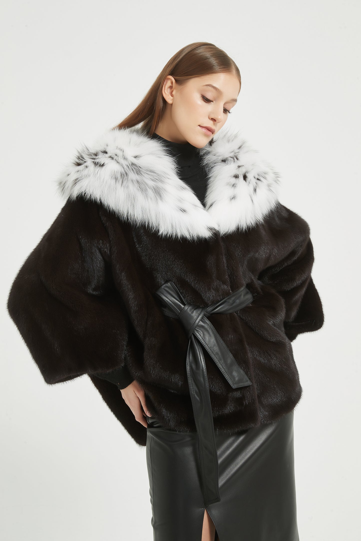 Markcorp Fashion fur coat