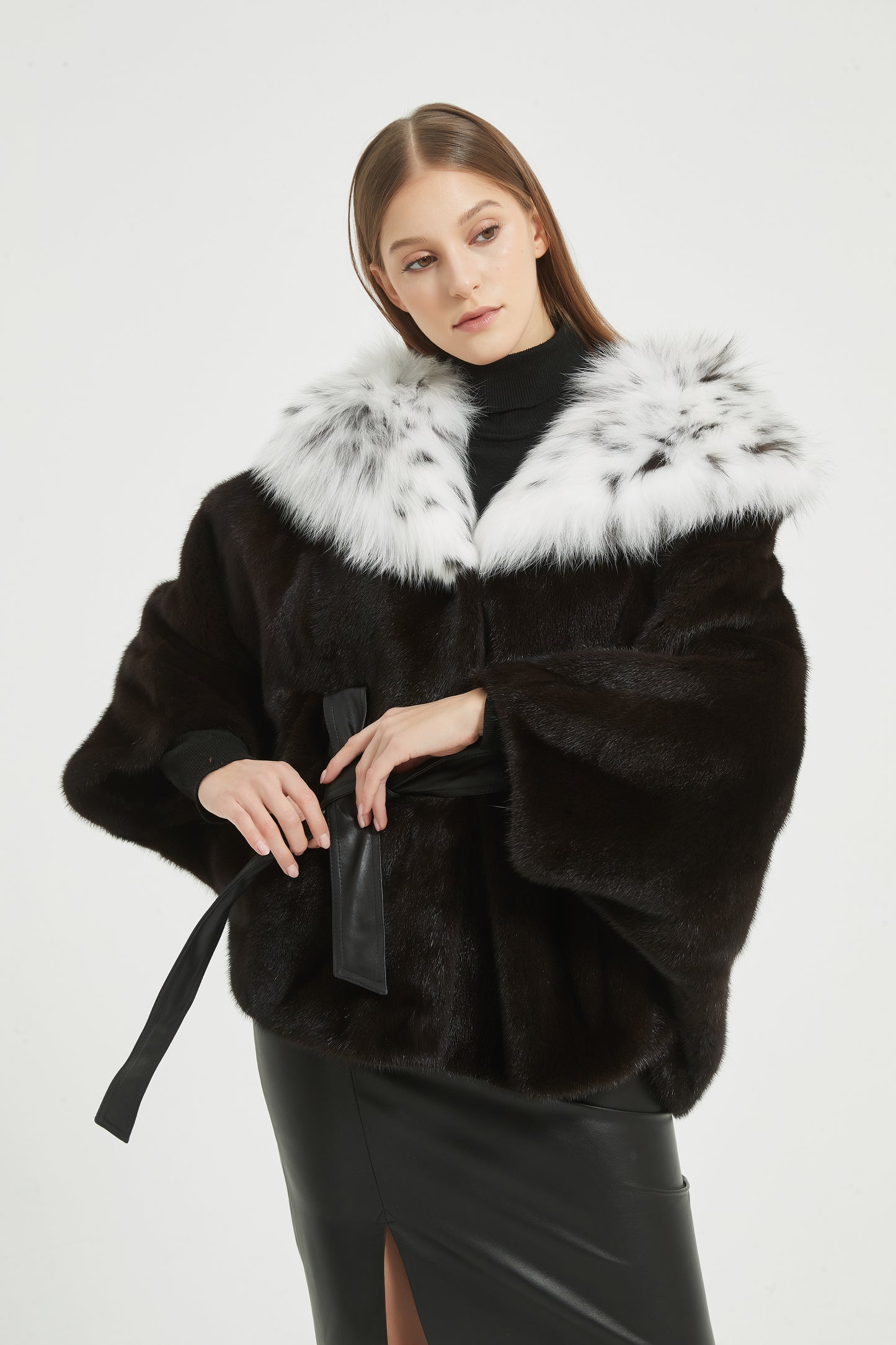 Markcorp Fashion fur coat