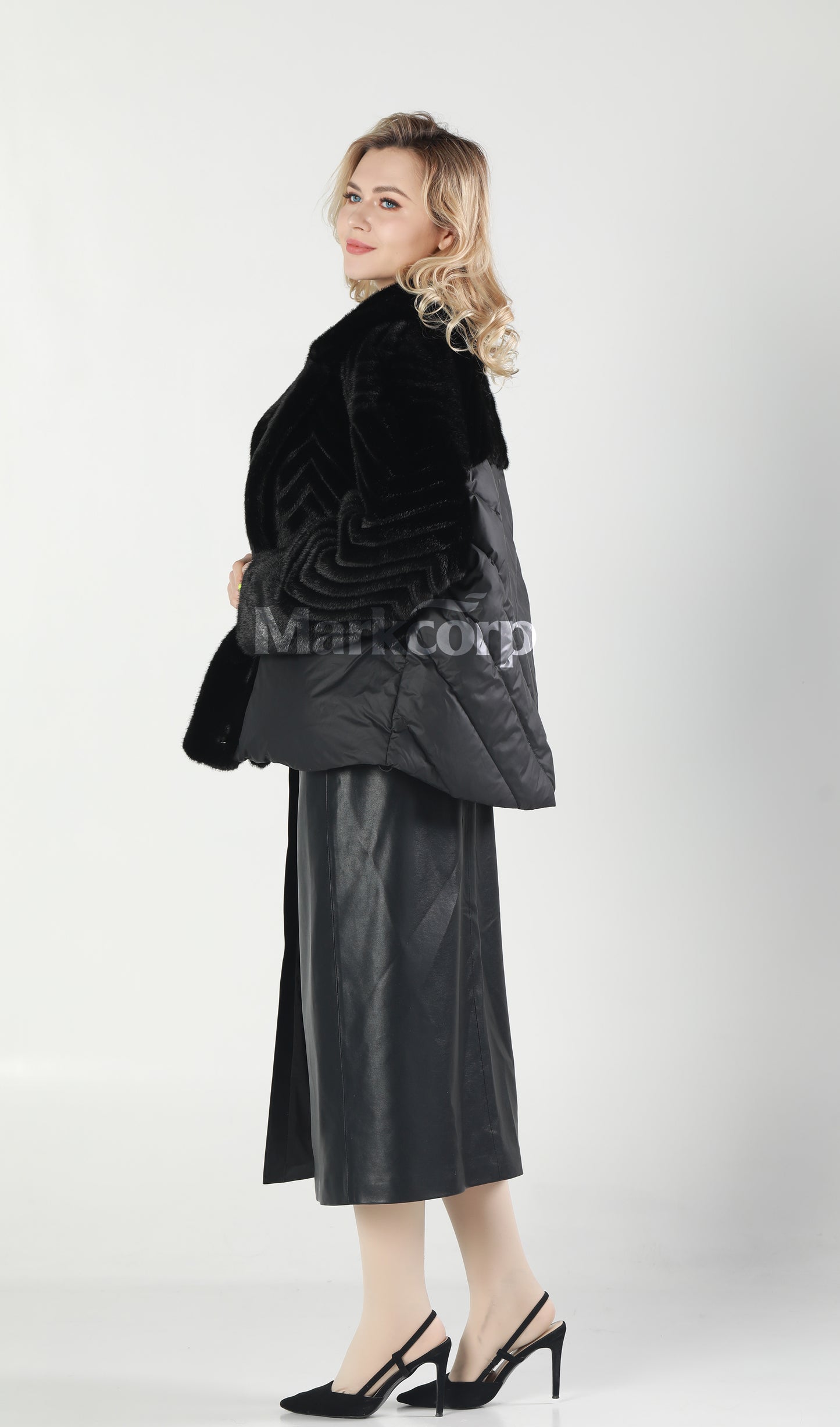 Markcorp Synthetic fur cropped outerwear