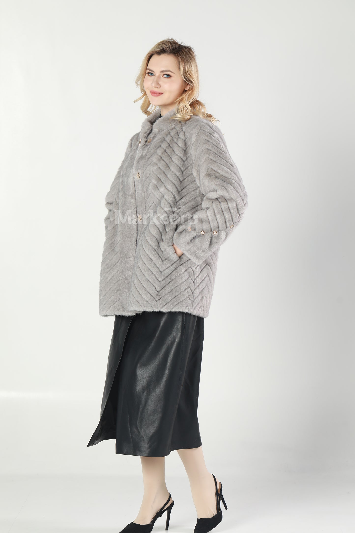 Markcorp Synthetic fur cropped coat