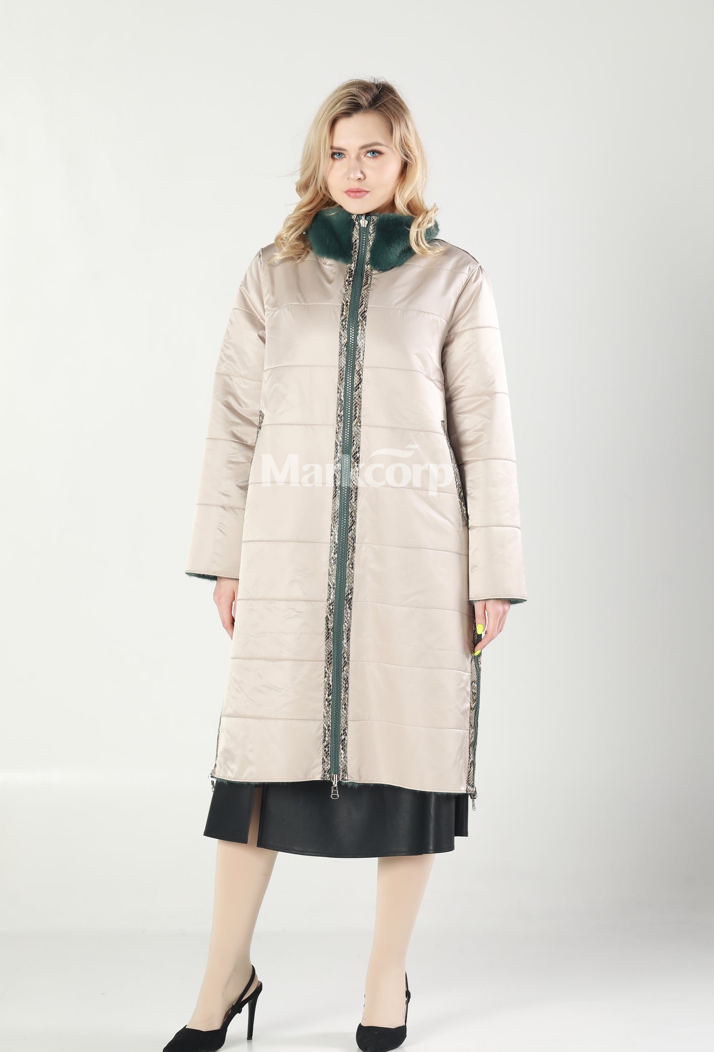 Markcorp Synthetic fur reversible coats