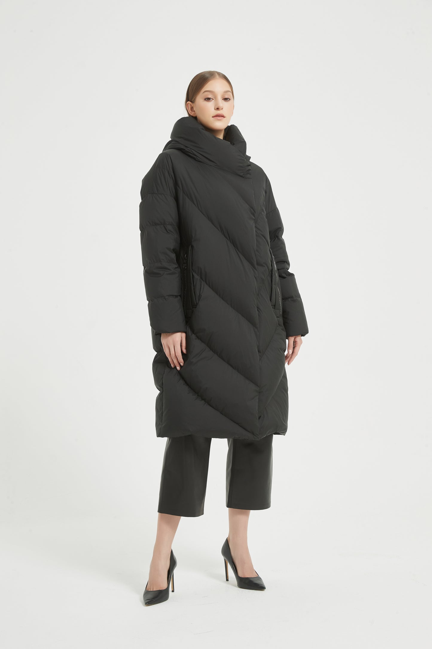 Markcorp Black long fashionable women's down jacket 90 duck down is the first choice for winter