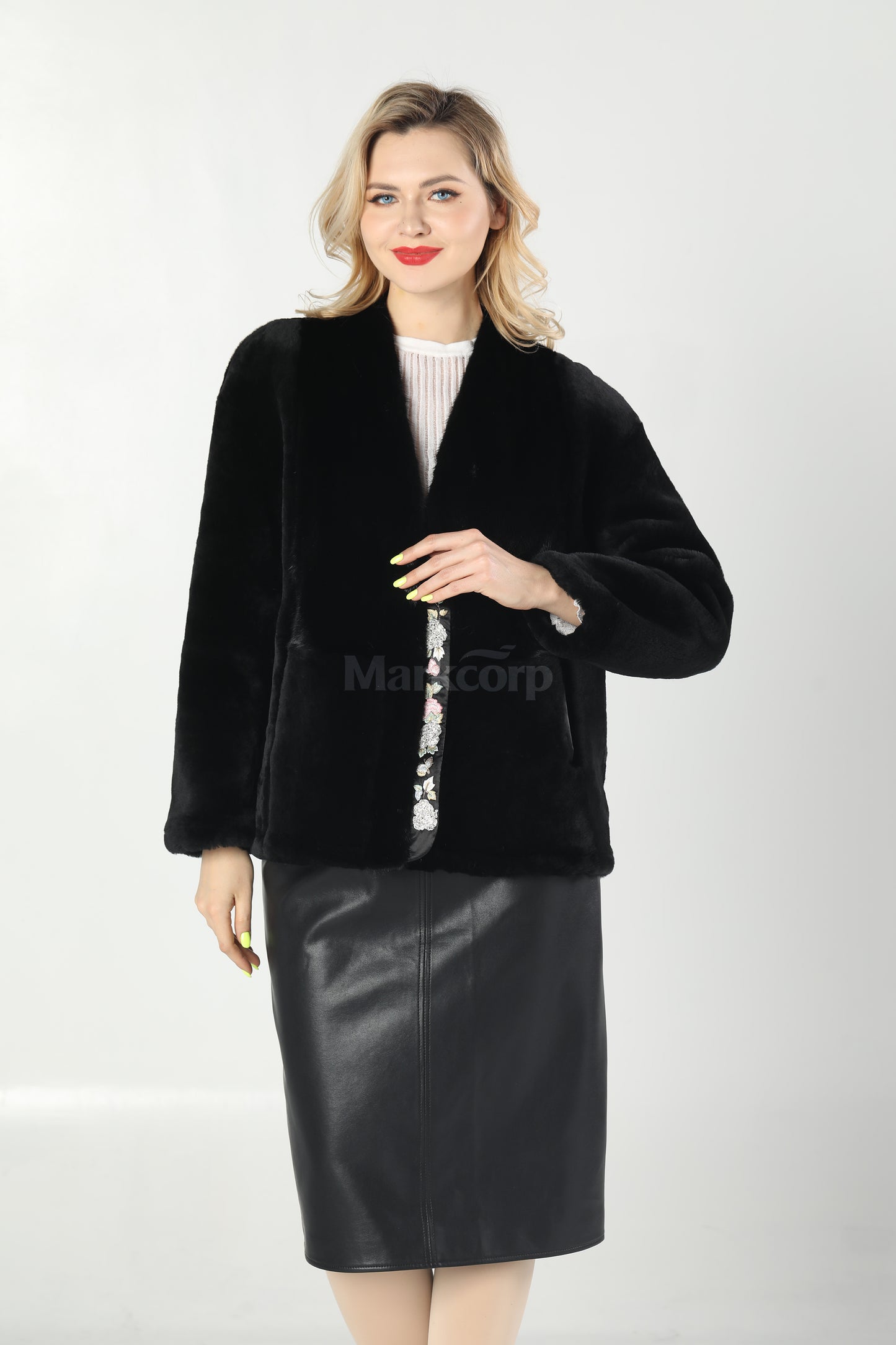 Markcorp Fashionable furs